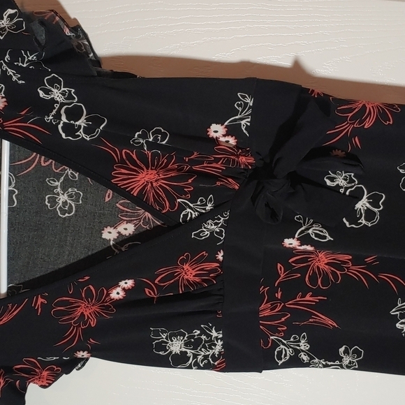 Speechless Black Pink Floral Print Faux Wrap V Neck Dress Size S - Picture 2 of 8
